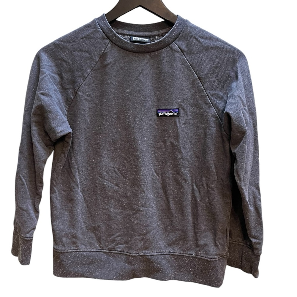 Patagonia grey women’s crew neck sweatshirt size medium